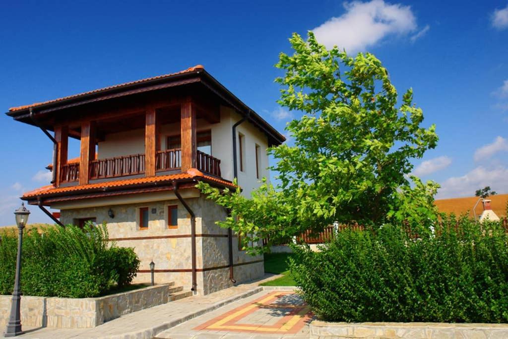 فيلا Generaator House أهيلوي المظهر الخارجي الصورة
