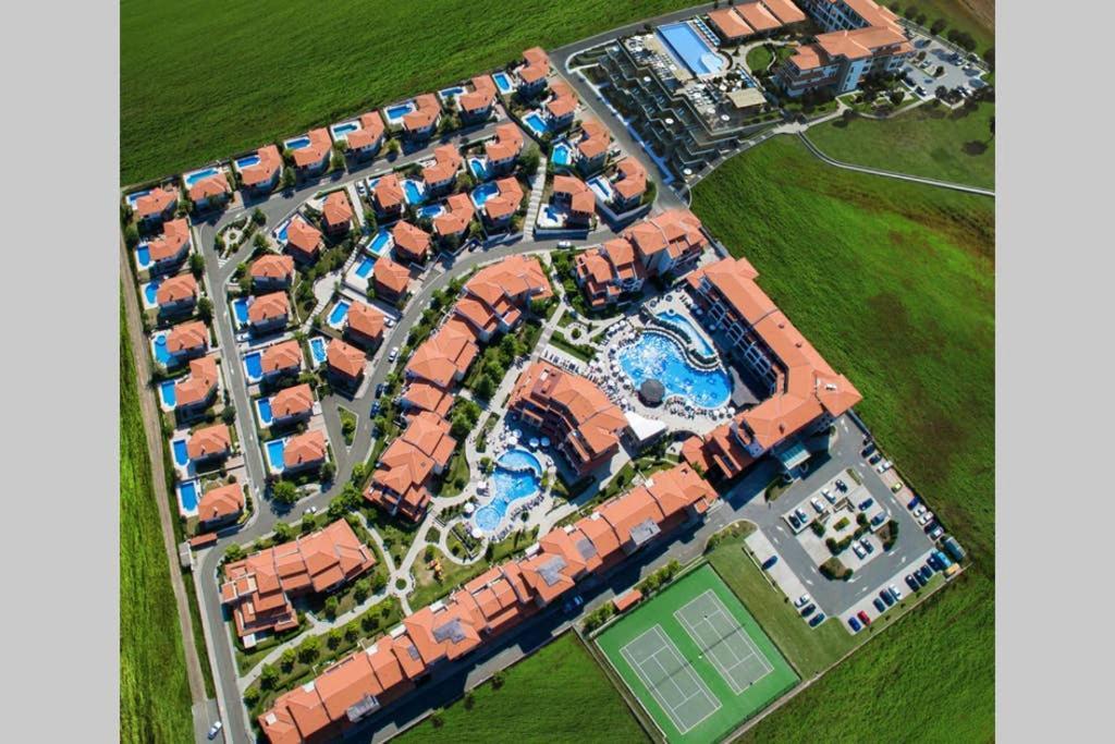 فيلا Generaator House أهيلوي المظهر الخارجي الصورة