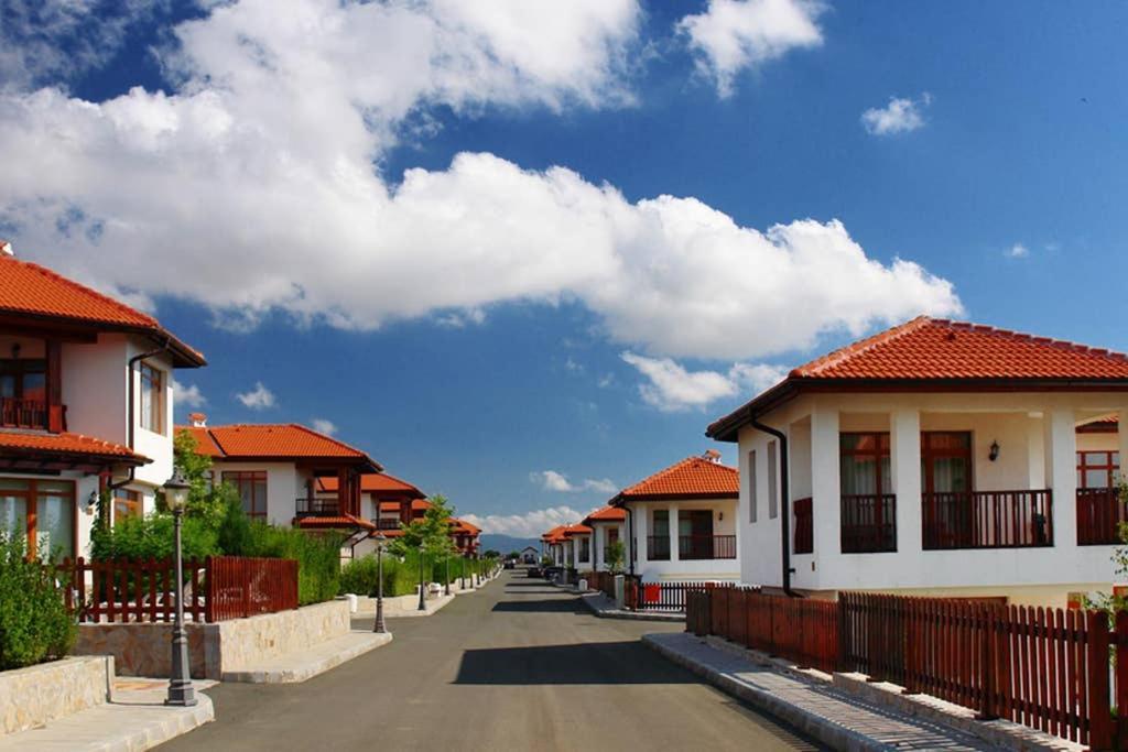 فيلا Generaator House أهيلوي المظهر الخارجي الصورة