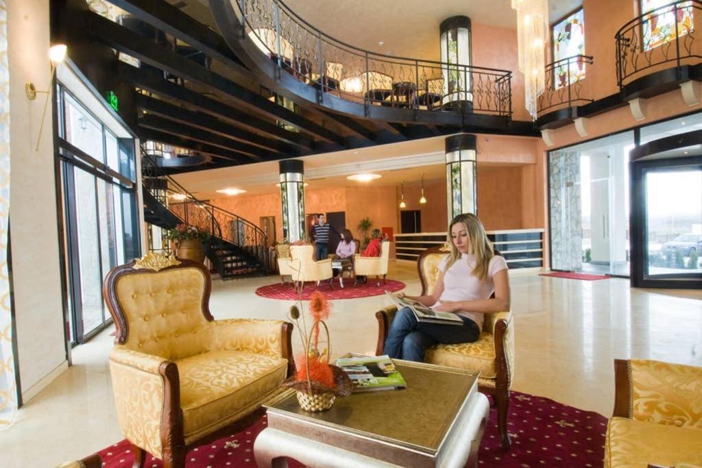 فيلا Generaator House أهيلوي المظهر الخارجي الصورة
